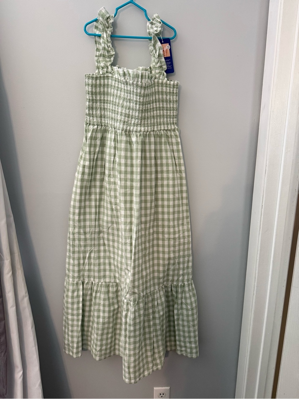 NWT boutique green gingham smocked sundress  size medium